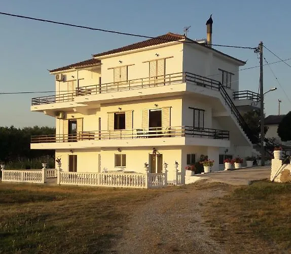 Kypseli Farmhouse بيت للعطل *